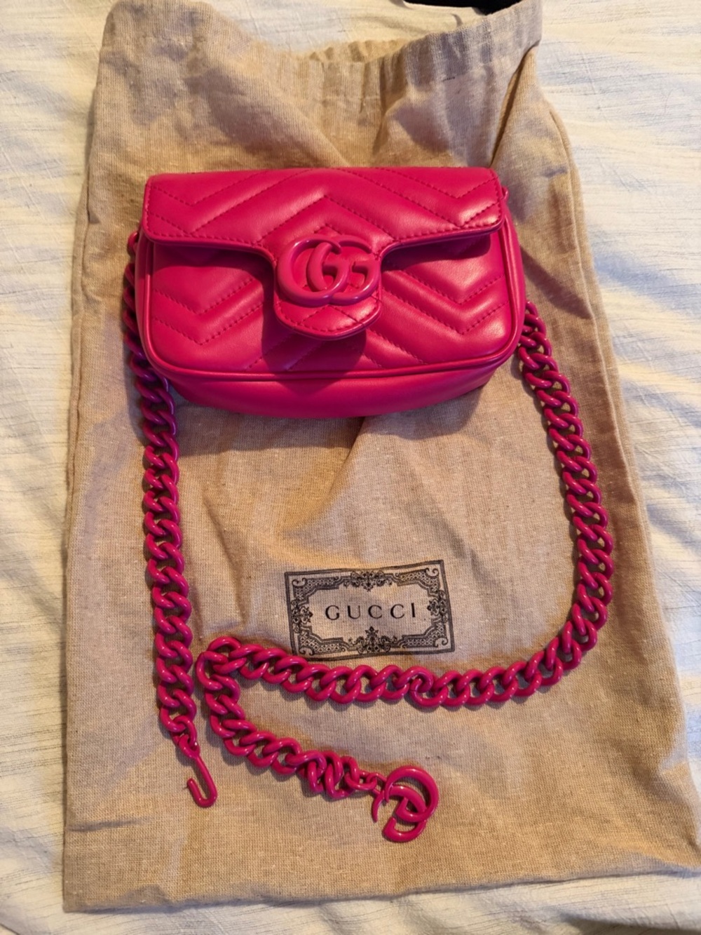 Gucci Hot Pink GG Marmont Small Crossbody Bag - Picture 2 of 2